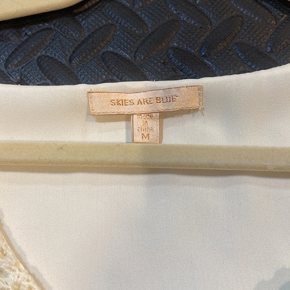 Skies Are Blue Lace Blouse - Picture 9 of 12